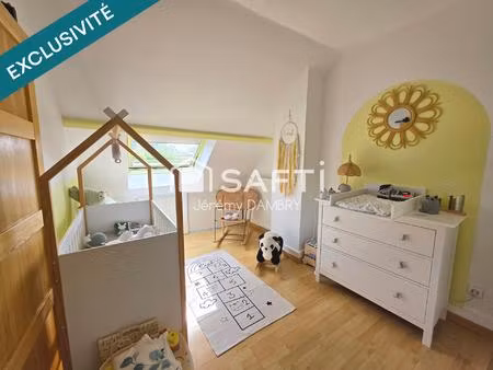 maison 3 chambres avec cour de 25m² plein sud
