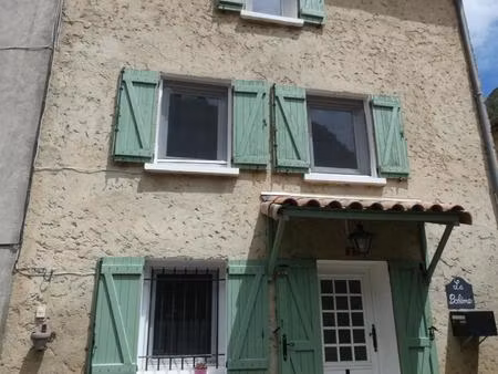 charmante maison de village t4 de 100m² entièrement rénovée
