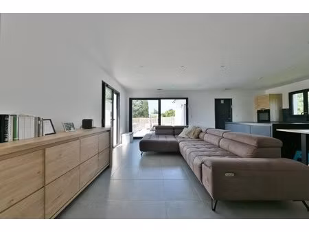 superbe villa avec jardin proche d’uzès