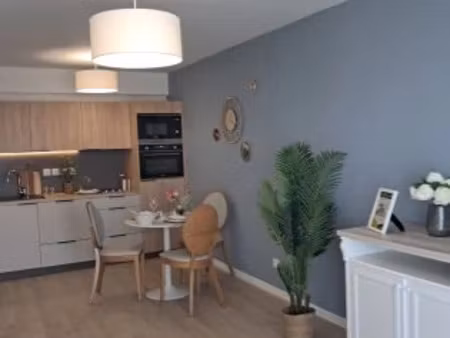 location meublée appartement 1 pièce 41 m² à massy (91300)  1 470 €