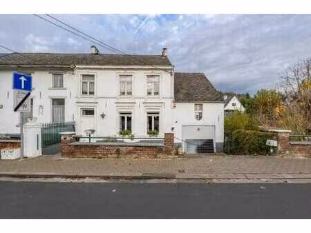 maison 2 chambres  garage et jardin
