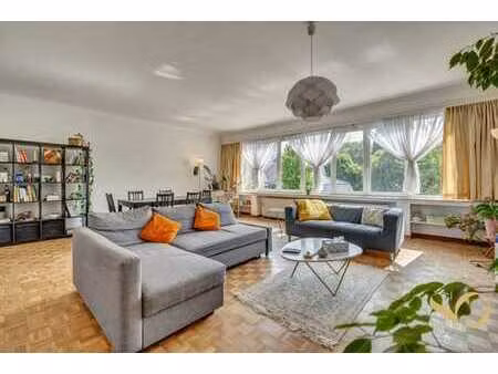 appartement de +-110 m2 + terrasse !