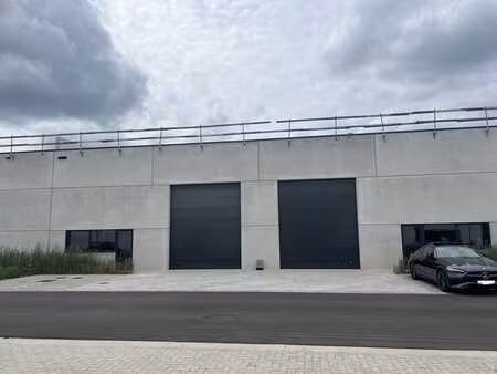 nouveau! à louer unité pme ranst