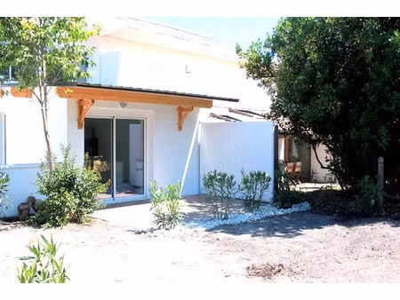 location meublée maison 3 pièces 45 m² à pessac (33600)  1 120 €
