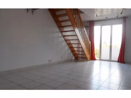 location appartement  44.3 m² t-2 à sainte-geneviève-des-bois  786 €