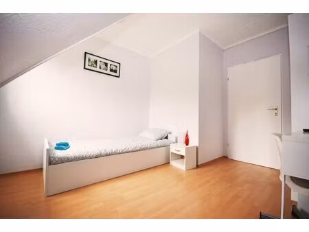 à louer chambre 9 m² – 700 € |luxembourg-cessange