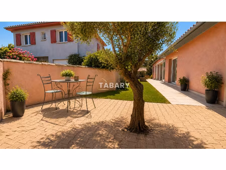 maison familiale - 4 faces - plain-pied - dependance - garag