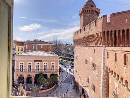 perpignan grand t4 de 144m² face au castillet