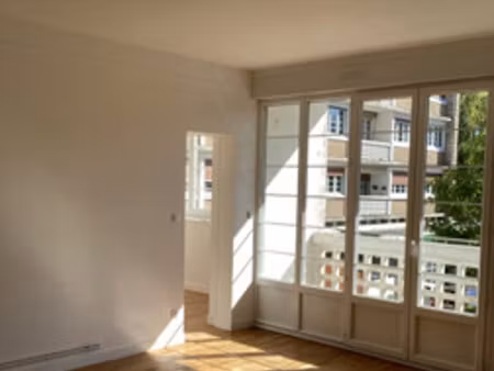 location appartement 4 pièces à lisieux (14100) : à louer 4 pièces / 104m² lisieux