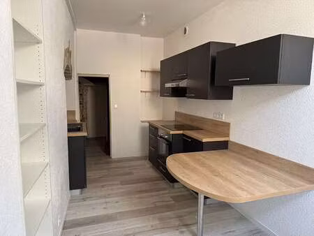 location maison à vitré (35500) : à louer / 46m² vitré