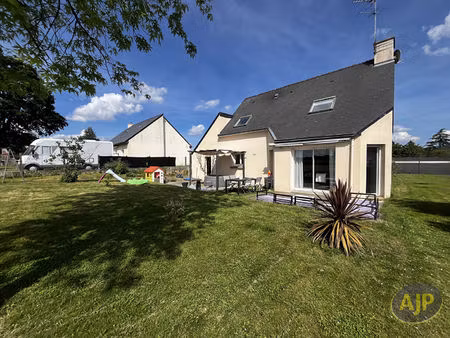 maison tresboeuf 5 pièce(s) 105 m2