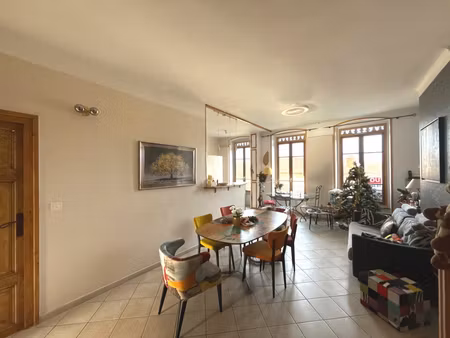appartement rénové avec gout - 120 m² hab.