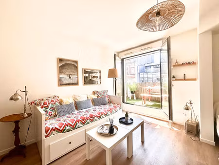 appartement t1 meuble - terrasse et parking - 30.25 m2 - rue de clignancourt - 18e
