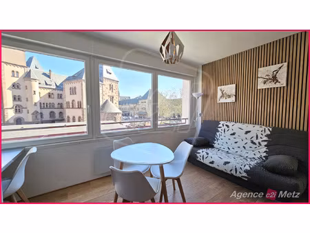 idéal étudiant studio meublé de 20 m2 en hyper centre de m