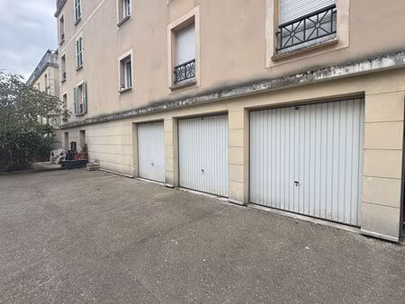 parking / box limeil brévannes résidence windsor
