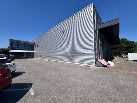 a louer local d'activite zone grand epagny