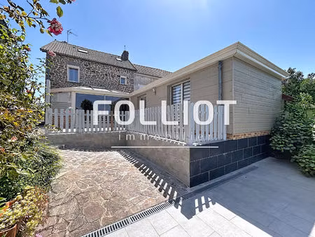 maison récente 6 pièces avec vue mer à jullouville - 318 500 €
