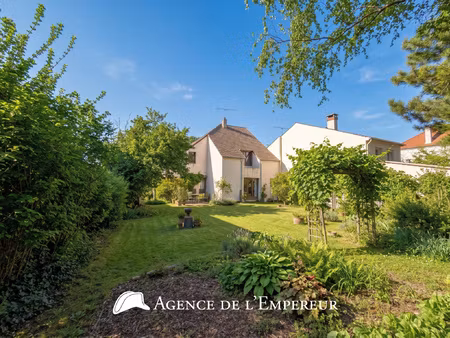 maison 175 m2 - parcelle 584 m2 - 6 chambres - châtaigneraie
