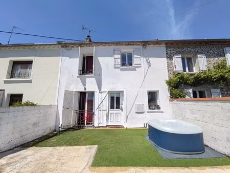 maison 4 pièces - commodités sur place