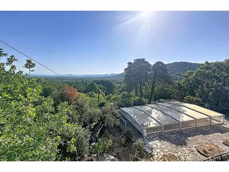 villa les mayons - t4 de 117m² piscine avec vue exceptionnelle