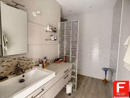 location maison à aucey-la-plaine (50170) : à louer / 250m² aucey-la-plaine