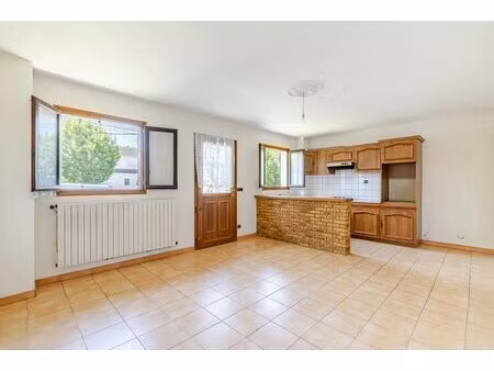 maison de 5 pièces de 90 m² à clichy-sous-bois