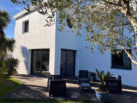 vente maison à larmor-plage (56260) : à vendre / 140m² larmor-plage