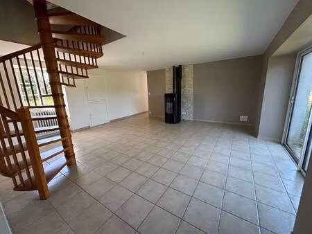 vente maison à saint-christophe-du-ligneron (85670) : à vendre / 165m² saint-christophe-du