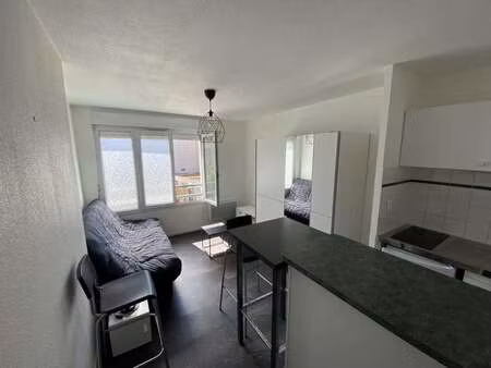 location appartement t1 meublé à nantes toutes-aides (44000) : à louer t1 meublé / 18m² na