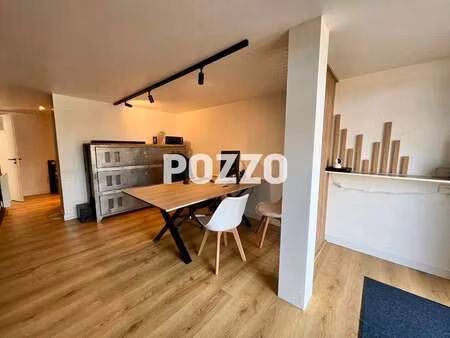 location bureaux et commerces à saint-lô (50000) : à louer / 24m² saint-lô