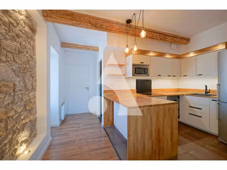 fuveau  appartement t3 au 2ième et dernier étage.
