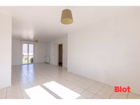 a vendre chez blot immobilier - chateaugiron - maison - 3 chambres - sous-sol
