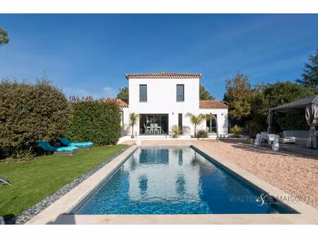 maison contemporaine (2018) piscine 83260 la crau