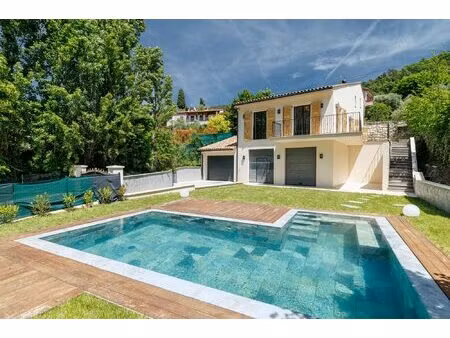 levens – maison contemporaine avec piscine  jardin et prestati