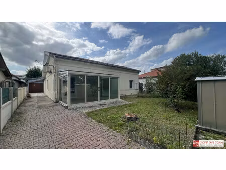 maison 3 pièces - jardin & garage
