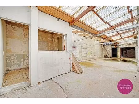 atelier avec appartements à vendre