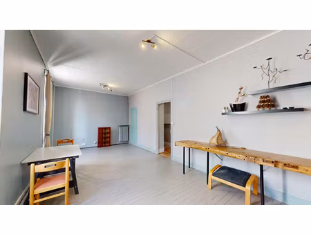appartement 2 chambres avec annexes