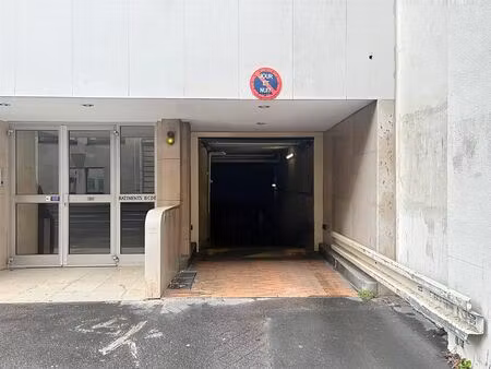 box rue de vaugirard