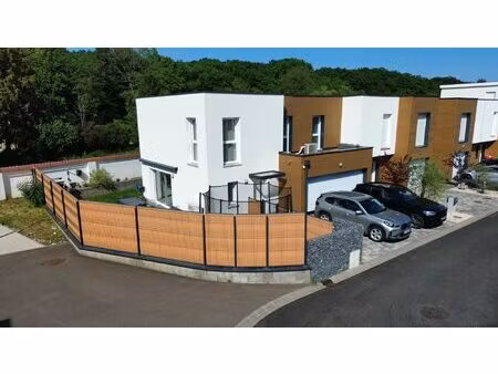 maison contemporaine- 4 chambres