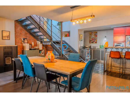 duplex style loft- 5 chambres- grand garage