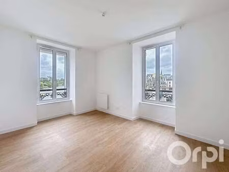 location appartement 3 pièces à auray (56400) : à louer 3 pièces / 78m² auray