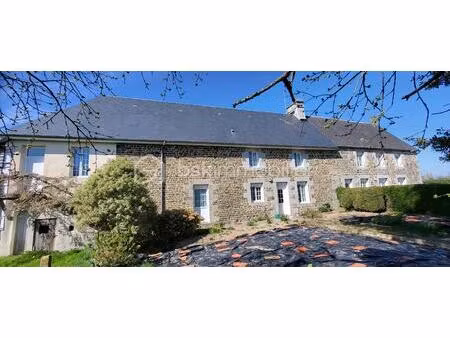 immeuble de 232 m² à landelles-et-coupigny