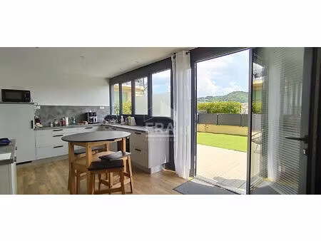 appartement 2 pièces 52 m² à vendre / acheter le puy-en-velay 43000 ? | era immobilier