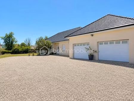 maison contemporaine de 209 m² à auxonne