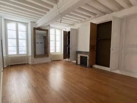 vente appartement 3 pièces à beaufort-en-anjou (49250) : à vendre 3 pièces / 80m² beaufort