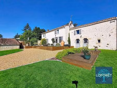 vente maison à la jaudonnière (85110) : à vendre / 185m² la jaudonnière