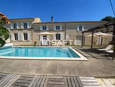 maison charentaise rénovée 3 chambres avec piscine