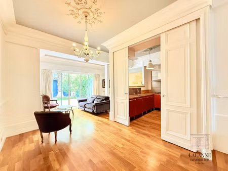 belle maison pierre t5 meublée - quartier saint pierre/rue d