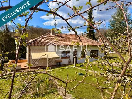 maison individuelle de 101 m² avec jardin arboré et verger   3 chambres  double garage