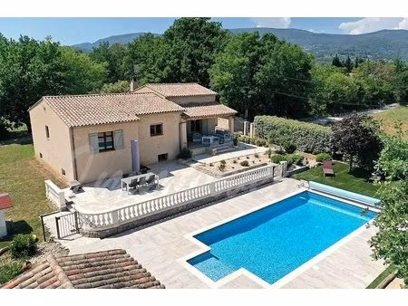 fayence – villa familiale avec 5 chambres  piscine et pool house